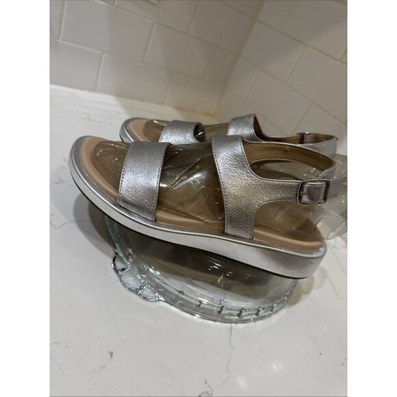 Vionic MADERA Women's Size 8 Silver Leather Sandals - Picture 4 of 12